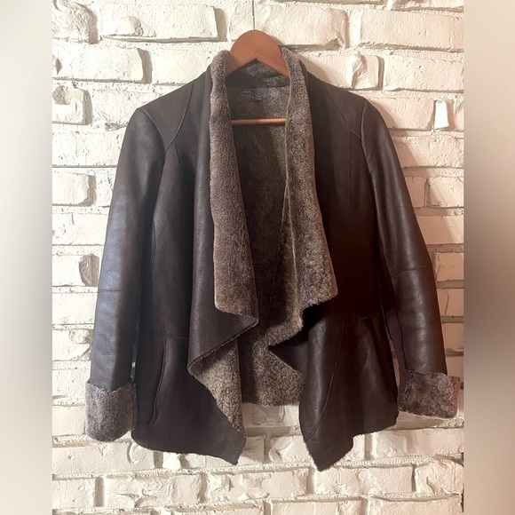 Genuine VINCE Cascade Shearling and Lambskin
Leather Coat/Jacket - Picture 3 of 10